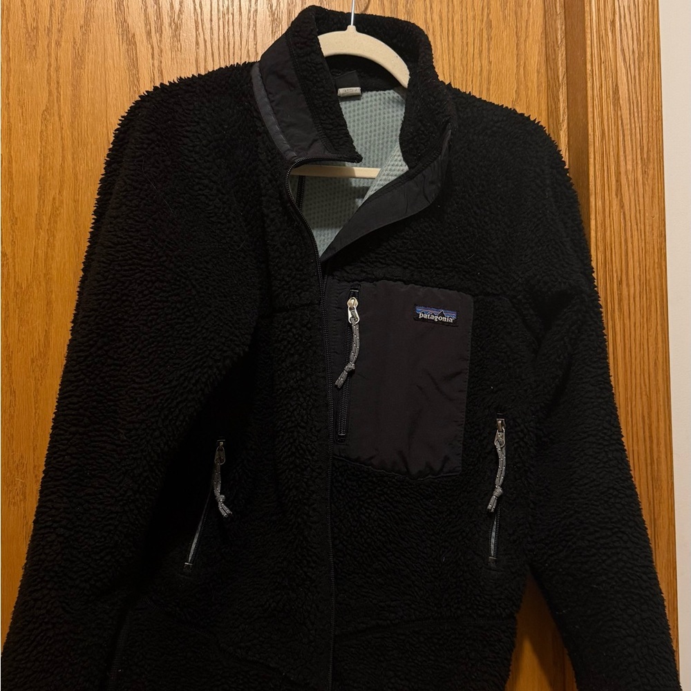 Patagonia Women's Black Teddy Jacket